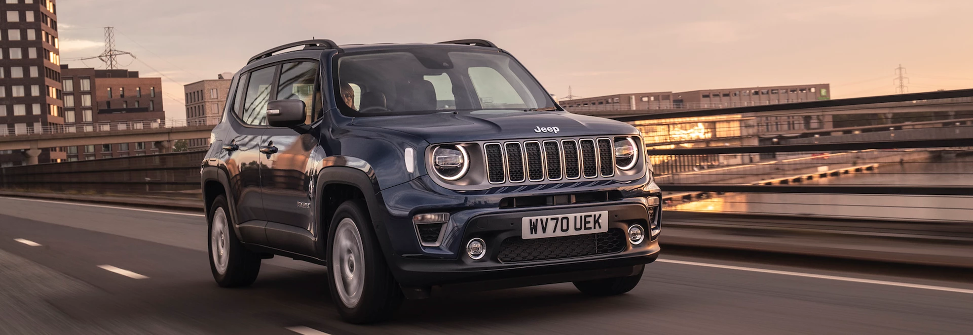 5 highlights of the Jeep Renegade 4xe 